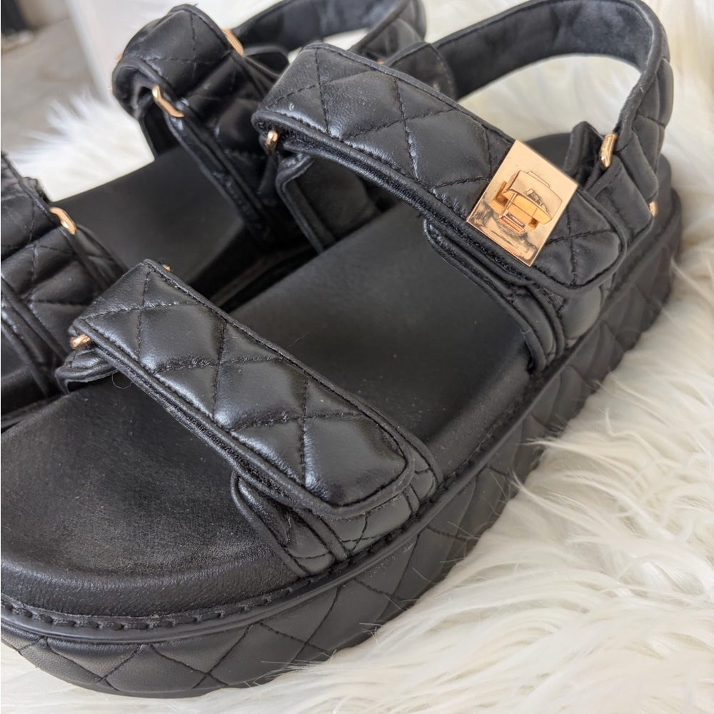 Steve Madden Black Quilted Sandals with Gold Accents - Picture 4 of 5